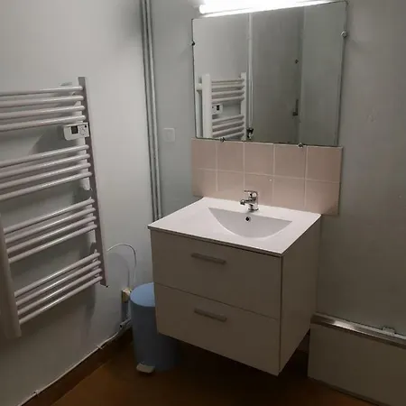 Maison De L'etang F2 * Troncais